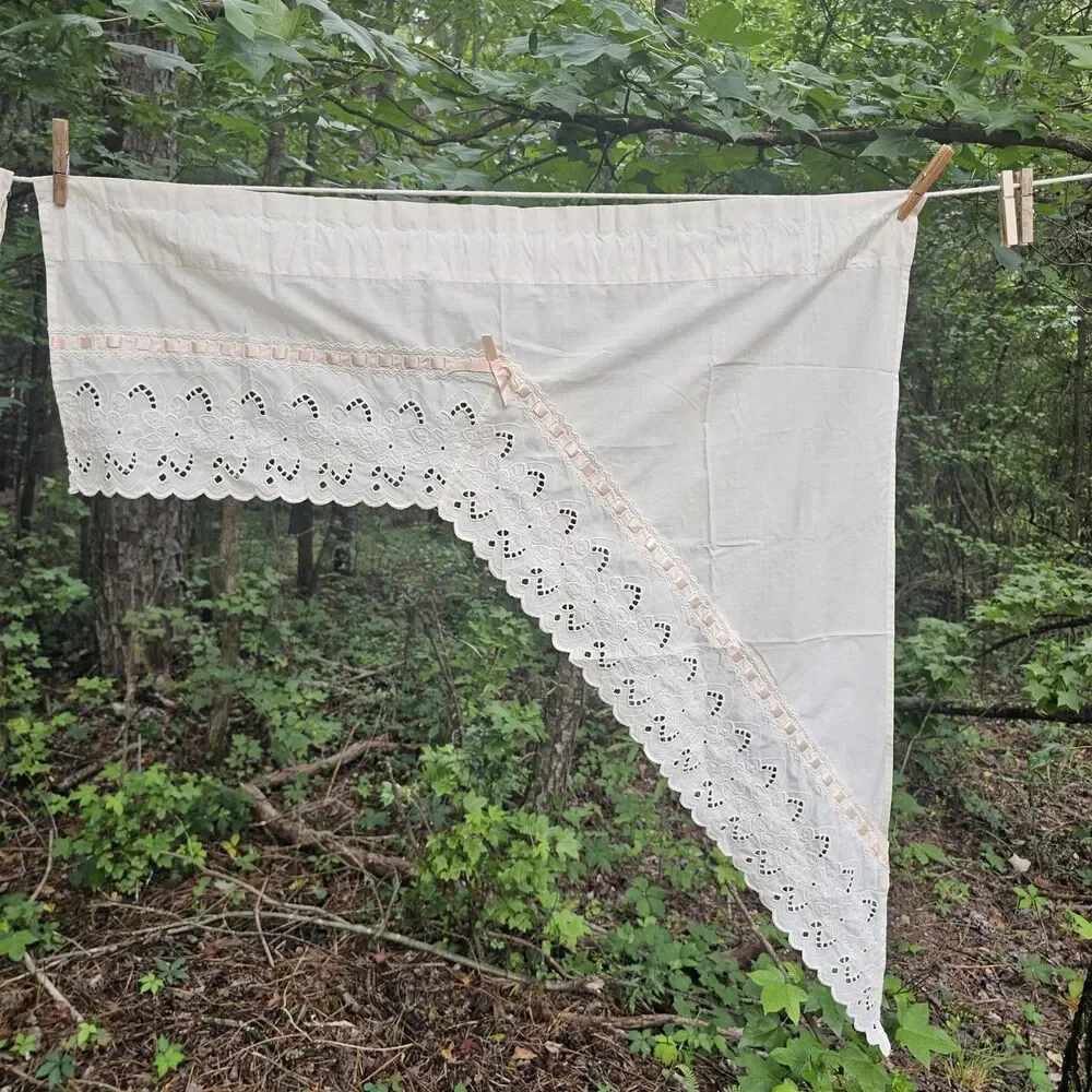 Set of 2 Vintage 1970s Swag Valances with Eyelet Lace & Pink Ribbon Trim